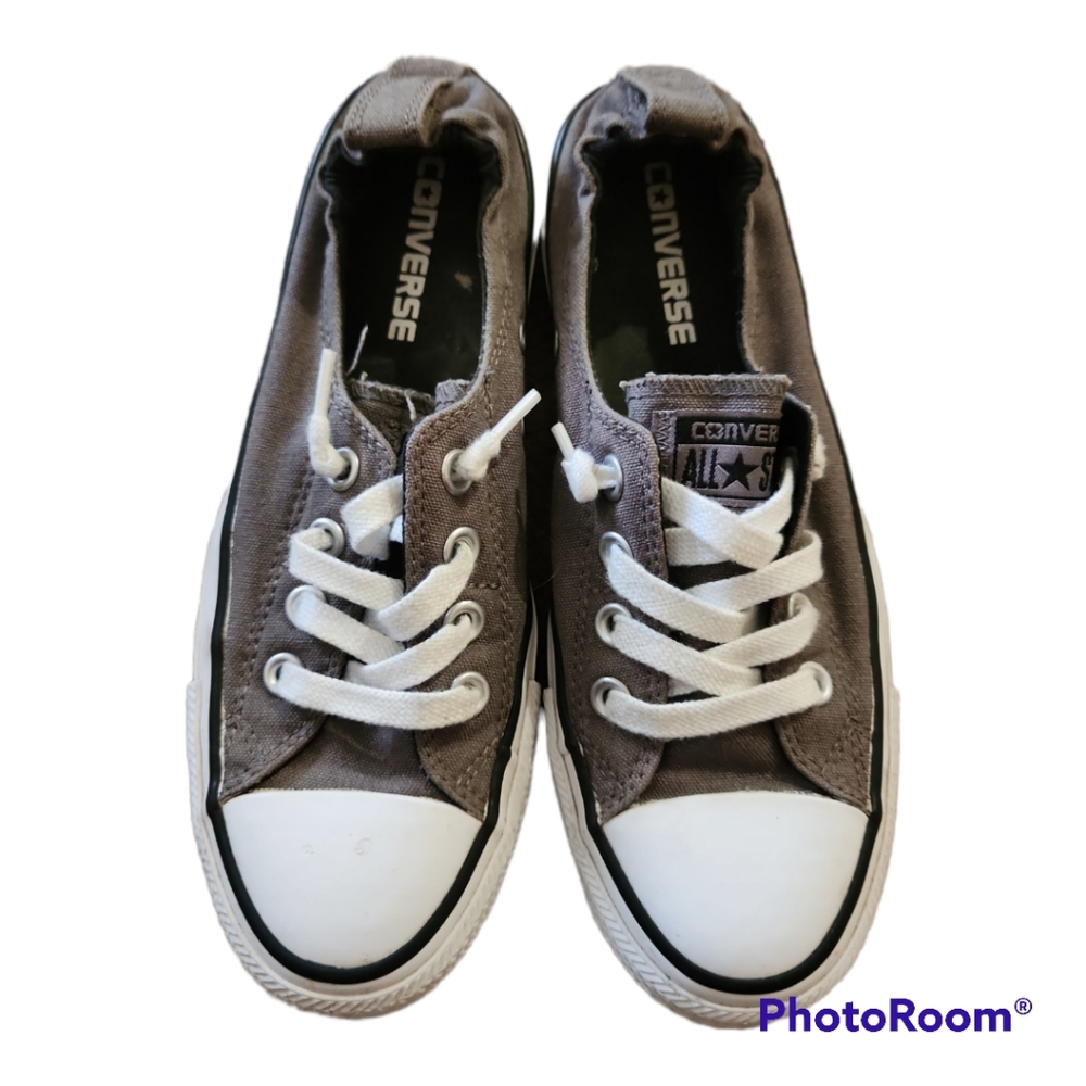 Converse Low Top Chucks